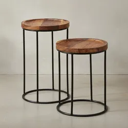 KADIMA DESIGN Massivholz Beistelltische, Industrieller Stil, Sheesham Holz und Metall, 2er Set.