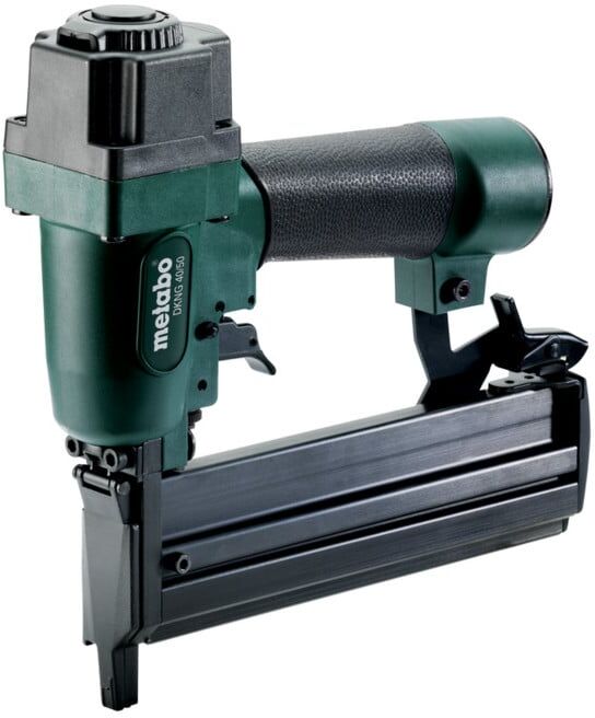 Agrafeuse cloueuse pneumatique Metabo DKNG 40/50 ; coffret plastique (601562500)