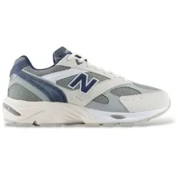 New Balance Unisex. U880RV1_LI Beigefarbene Lederslipper 880R (37.5), Wohnung, Spaltleder, Schnürsenkel, Lässig