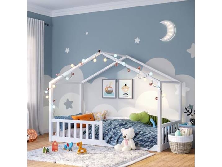 Bellabino Bia Kinderbett 90x200 cm, Bodenbett, Weiß, mit Rausfallschutz Montessori Hausbett aus Massivholz Kiefer, mit Lattenrost, für Jungen & Mädchen, Holzbett, Kinderzimmermöbel, Bettgestell