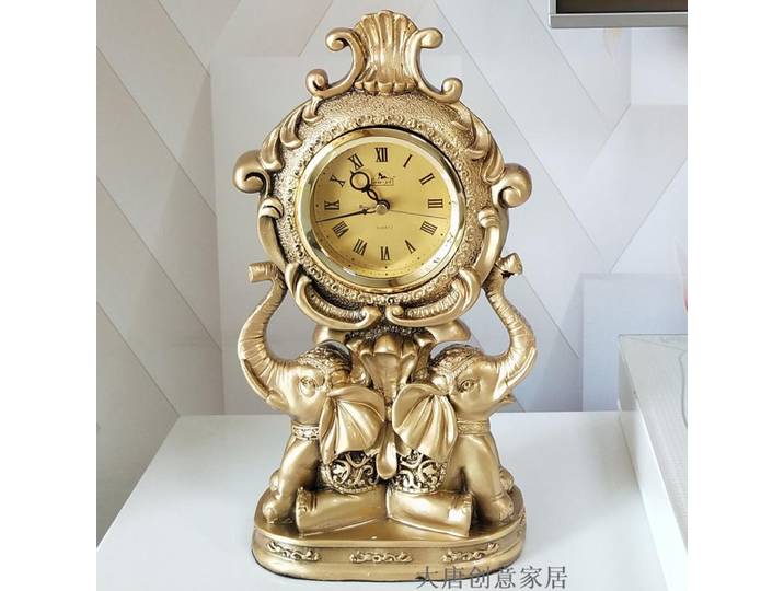 Bébé éléphant horloge ménage ornement européen salon rétro éléphant bureau meuble TV créatif artisanat horloge de bureau