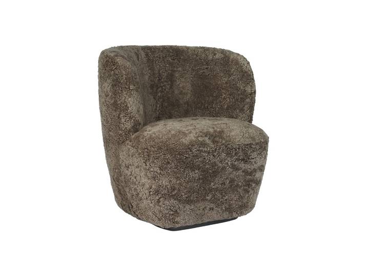 GUBI fauteuil STAY SMALL avec la base noire (Cat. D - Tissu)