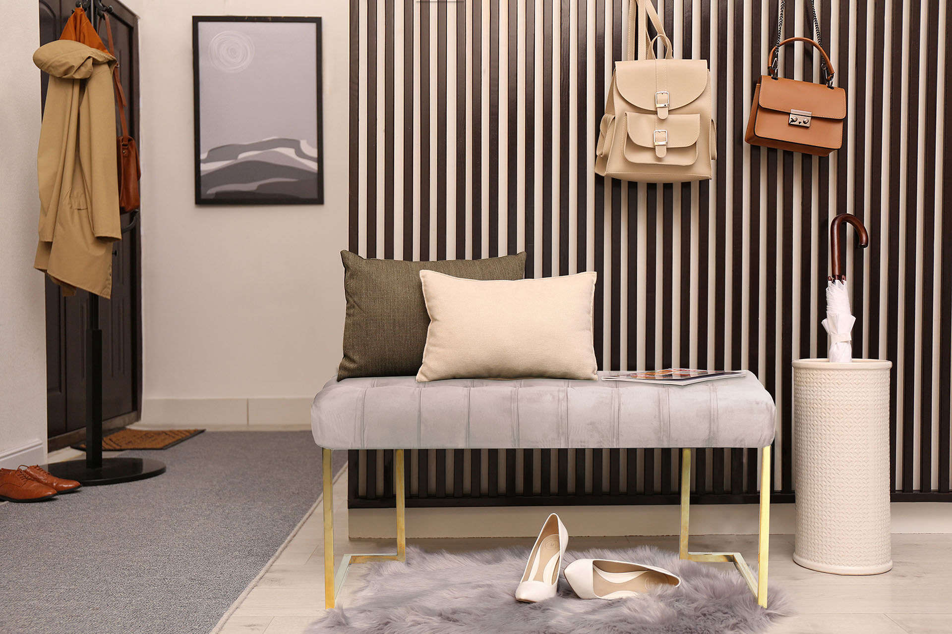 Sitzbank KAYOOM "Rarity 225, Edler Touch durch goldenes Gestell", grau (taupe), B:100cm H:48cm T:47cm, Bezug: 100% Polyester (Samt) Gestell: Edelstahl, Sitzbänke, Sitzbank, eckig, samtweich, gesteppt, mit Zierknöpfen, Edelstahlgestell