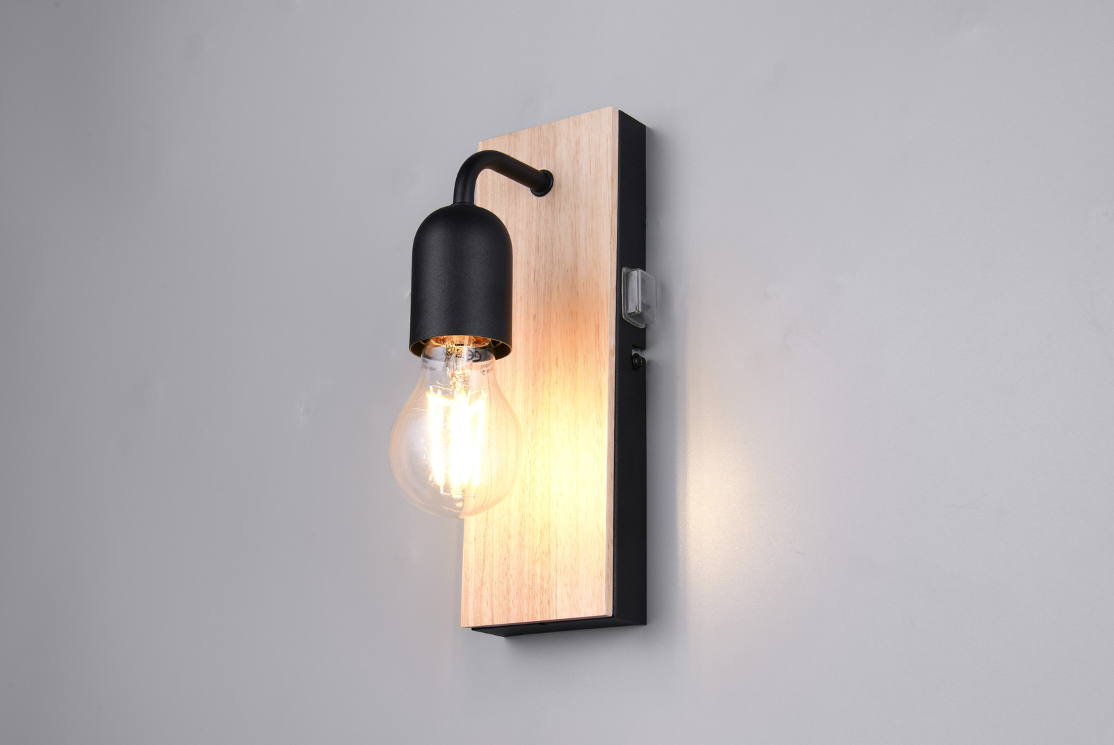 Trio Arturo Landelijke Wandlamp voor de Badkamer 1x E27