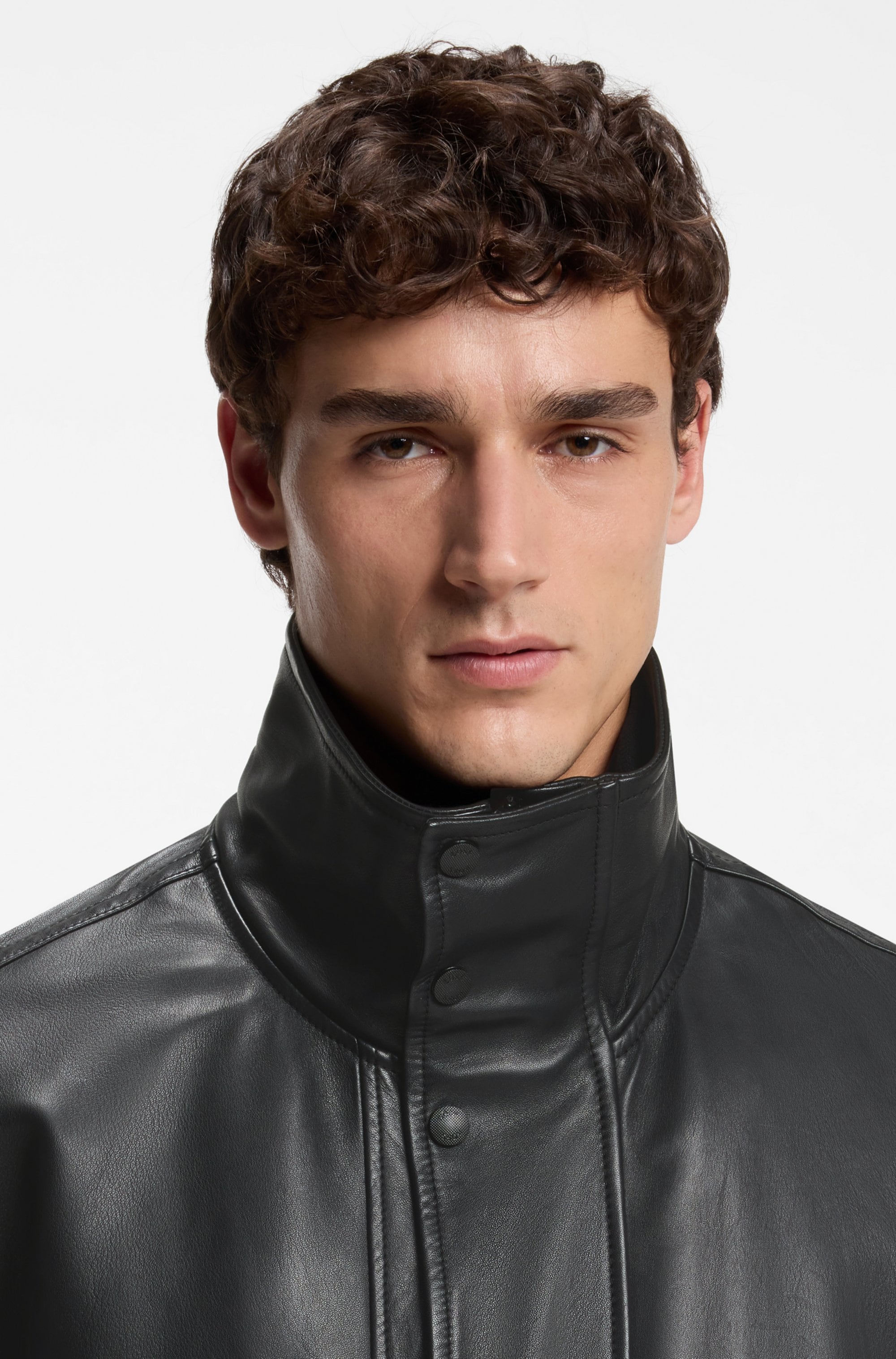 Lederjacke BOSS ORANGE "Jolights", Herren, Gr. 50, schwarz (schwarz001), Obermaterial: 100% Schafsleder, unifarben, relaxed fit normal, Rippbündchen, Jacken Lederjacke, Weiches, strukturiertes Schafleder, Relaxed Fit, abnehmbares Inlay