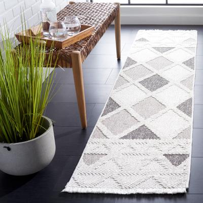 SAFAVIEH Lotus Hadassa Rustic Trellis Rug