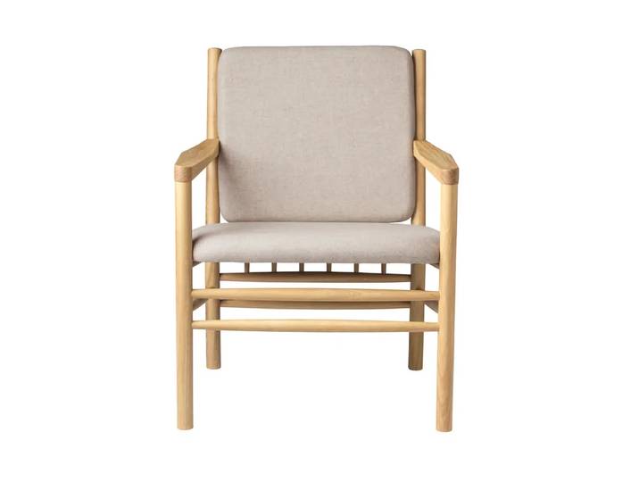 FDB Møbler J147 Sessel Oak lacquered-beige