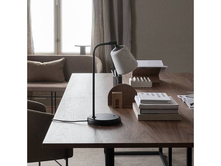 Material Tischleuchte White Marble - New Works Material The Originals - Wohnzimmer - Design - Metall - Einflammig