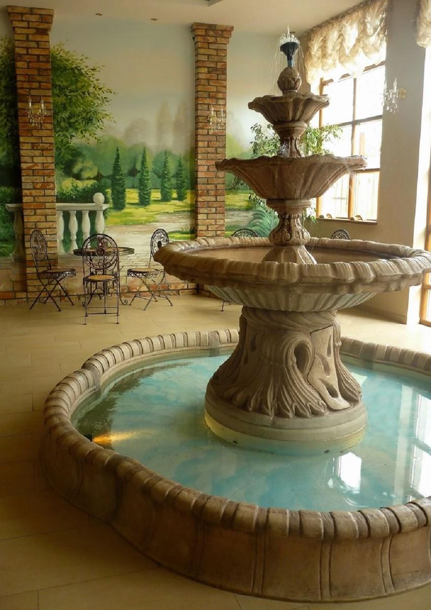 Casa Padrino Barock Garten Deko Springbrunnen Beige 181 x 181 x H. 180 cm - Prunkvoller Gartenbrunnen im Barockstil - Stein Brunnen mit Umrandung - Barock Garten & Terrassen Deko Accessoires
