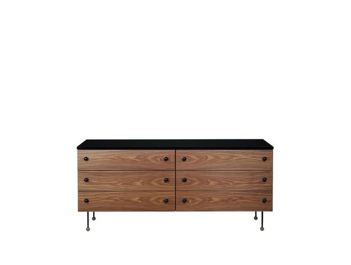 GUBI Commode 62 Dresser american walnut, 6 tiroirs