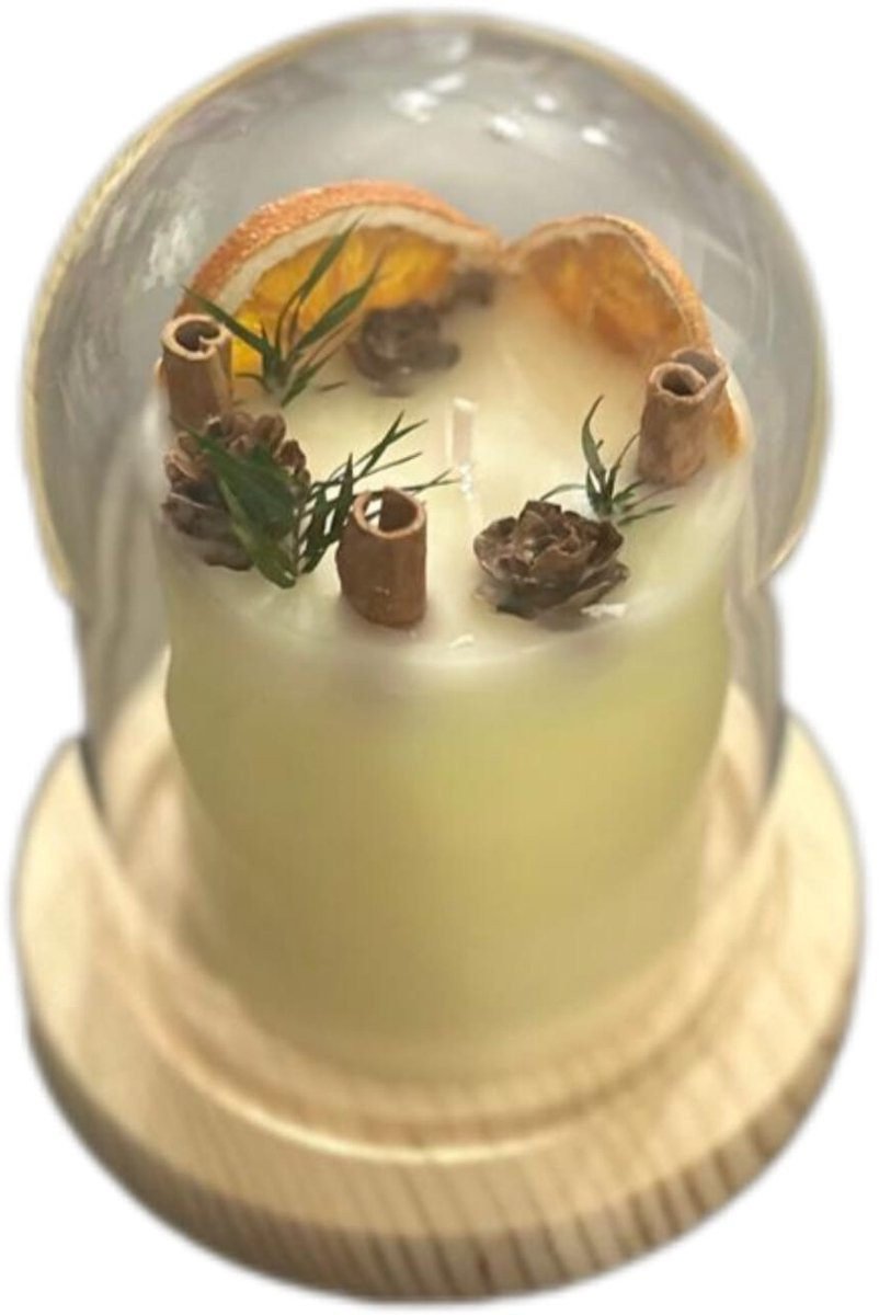 Elegante witte aromatherapie kaars met gedroogde bloemen onder een glazen koepel