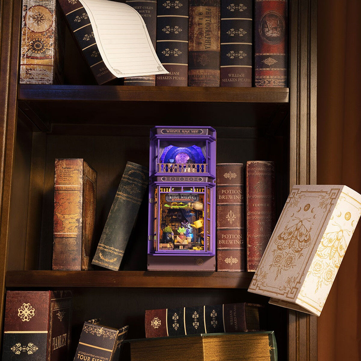 Book Nook Whisper Magic Shop - Rolife
