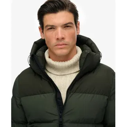 Superdry für Herren. M5012281A Steppjacke Colorblock grün (M), Lässig, Recyceltes Polyester, Nachhaltig