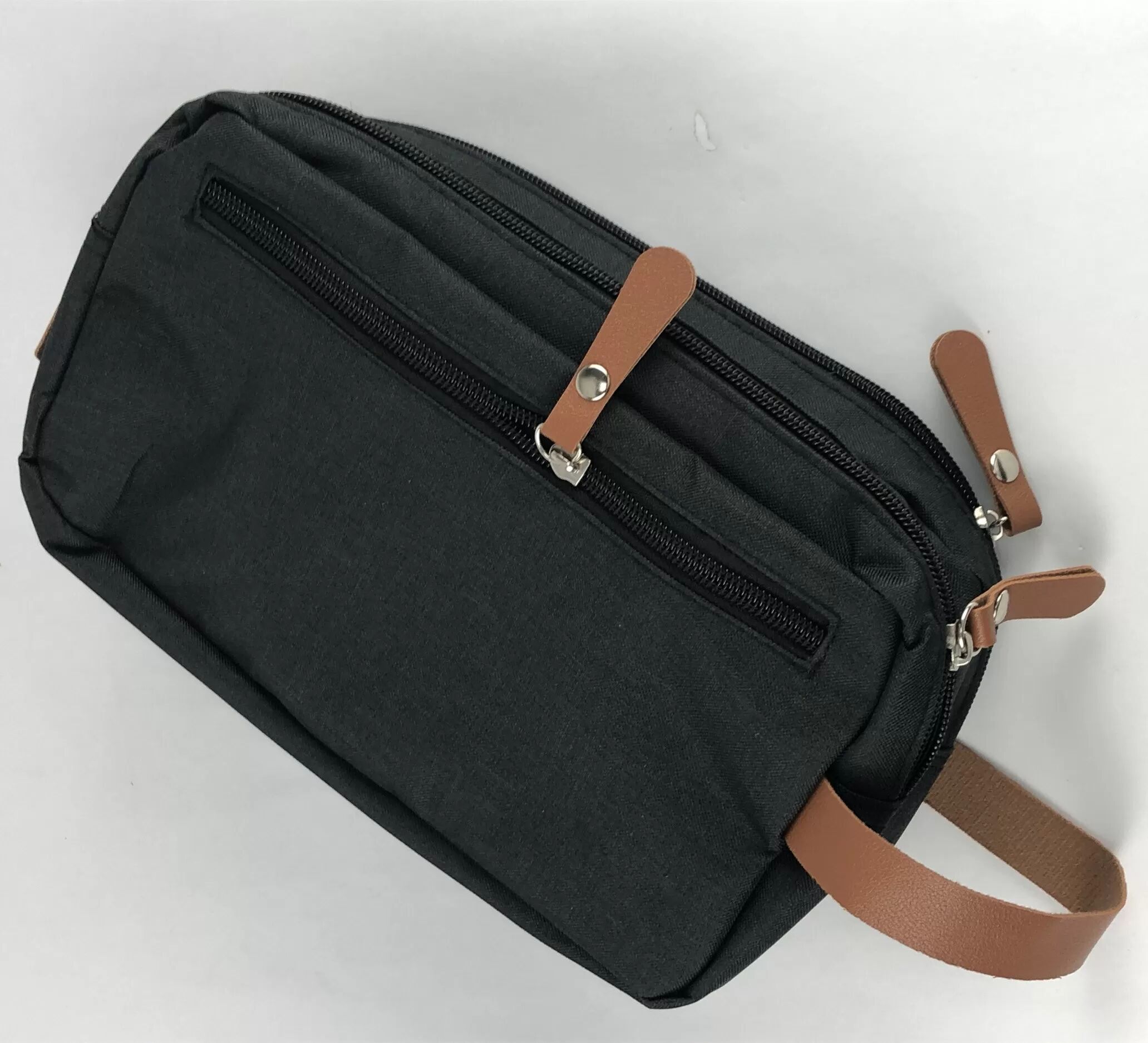 INF Große Kulturtasche Schwarz