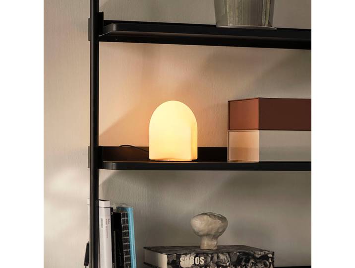 HAY Designer Tischlampe Parade, dimmbar, weiß / opal, für Wohn- / Esszimmer, Glas, Design
