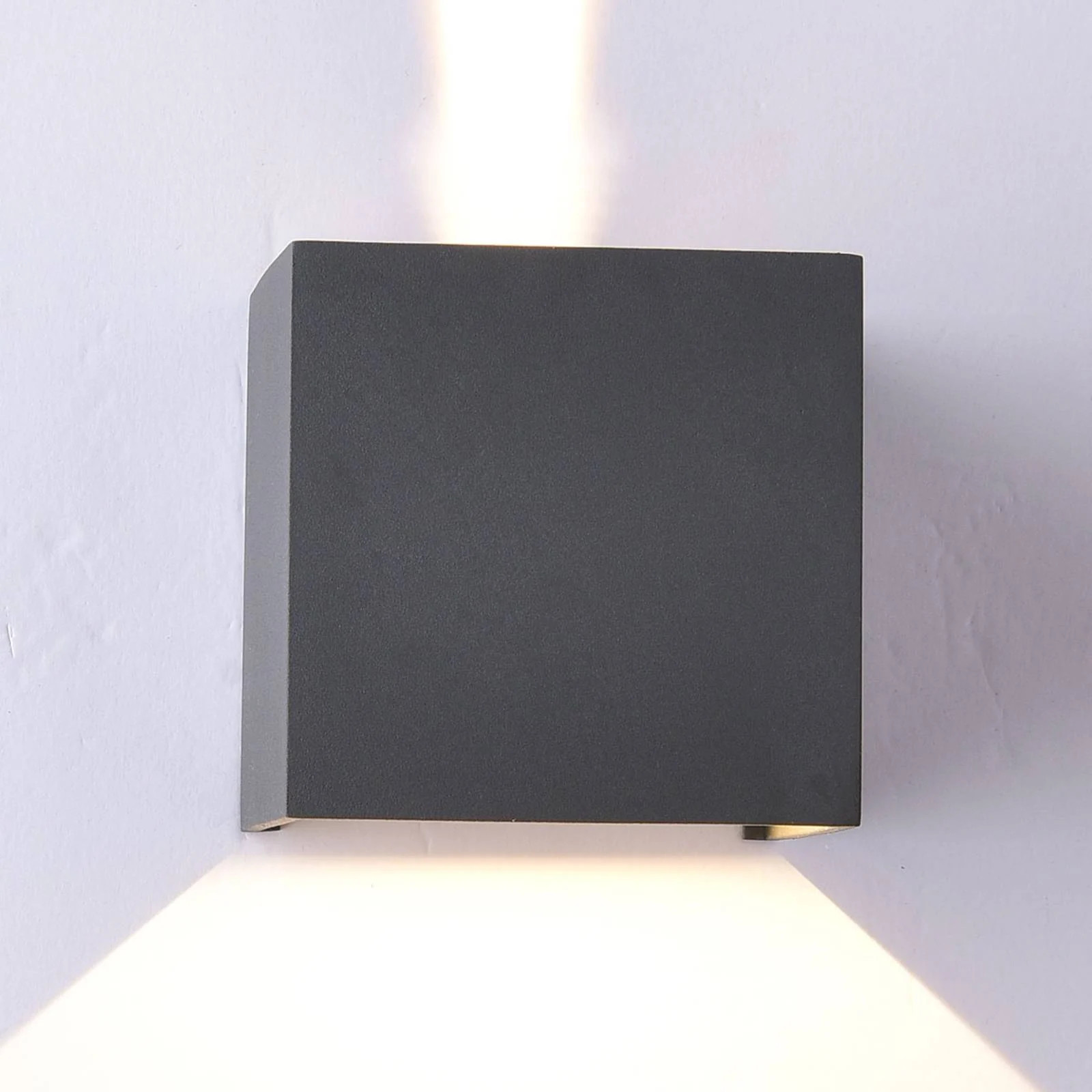 Mantra Iluminación Davos LED buitenwandlamp, zwart, vierkant, aluminium