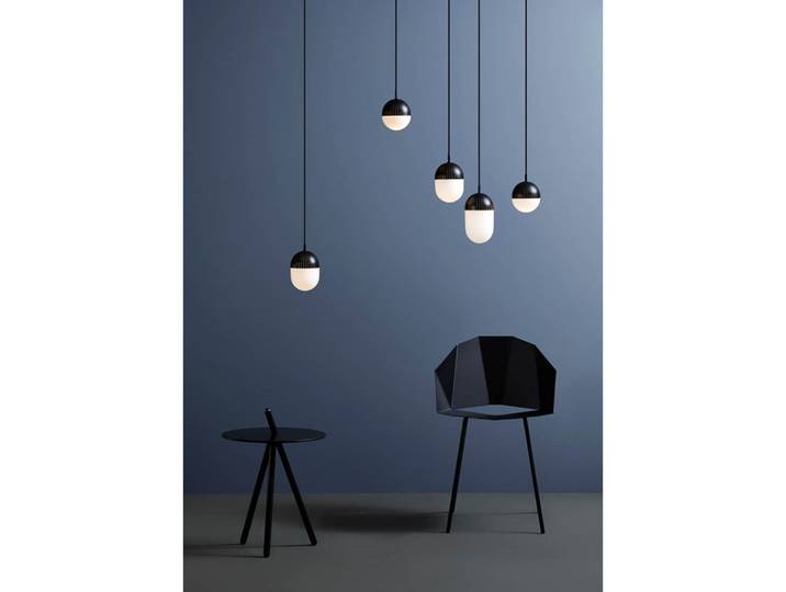 Dot Pendelleuchte M Schwarz/Opal - Woud - Wohnzimmer - Metall
