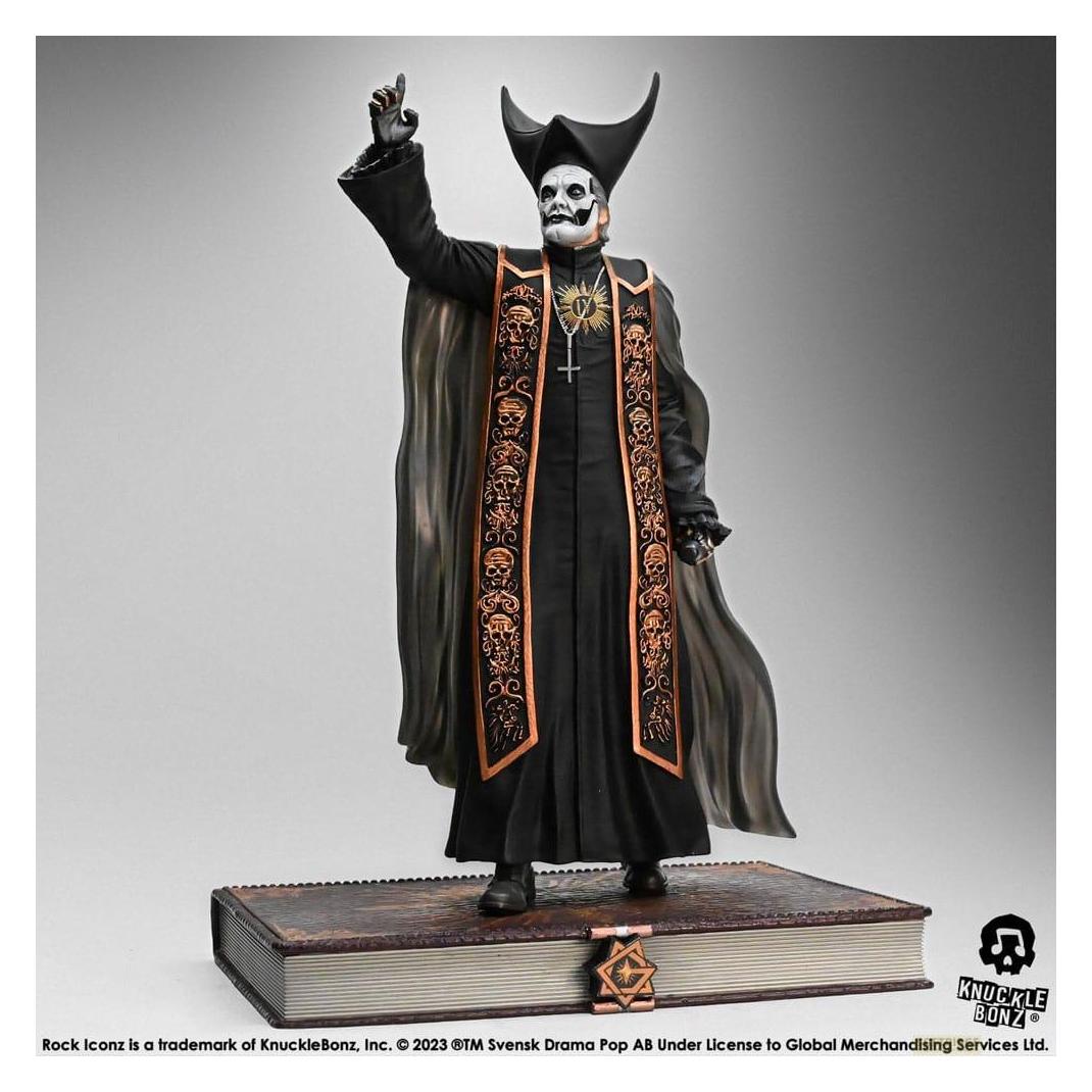 Knucklebonz Ghost Rock Iconz Statue 1/9 Papa Emeritus IV (Black Robes) 22 cm (KNBZ-GHOSTPAPABR400)
