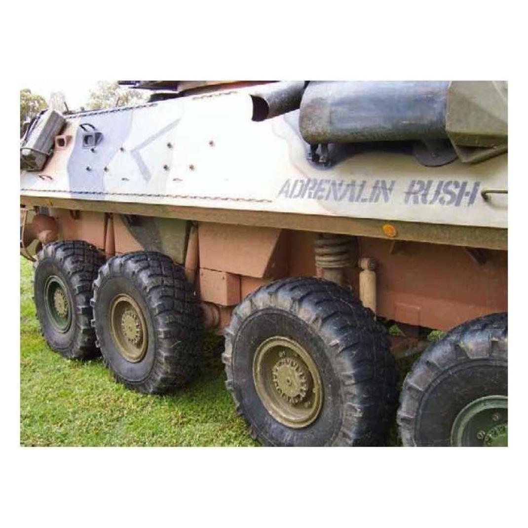 Trumpeter LAV II series 8X8 tyres (325/85 R16 XML) (06608)