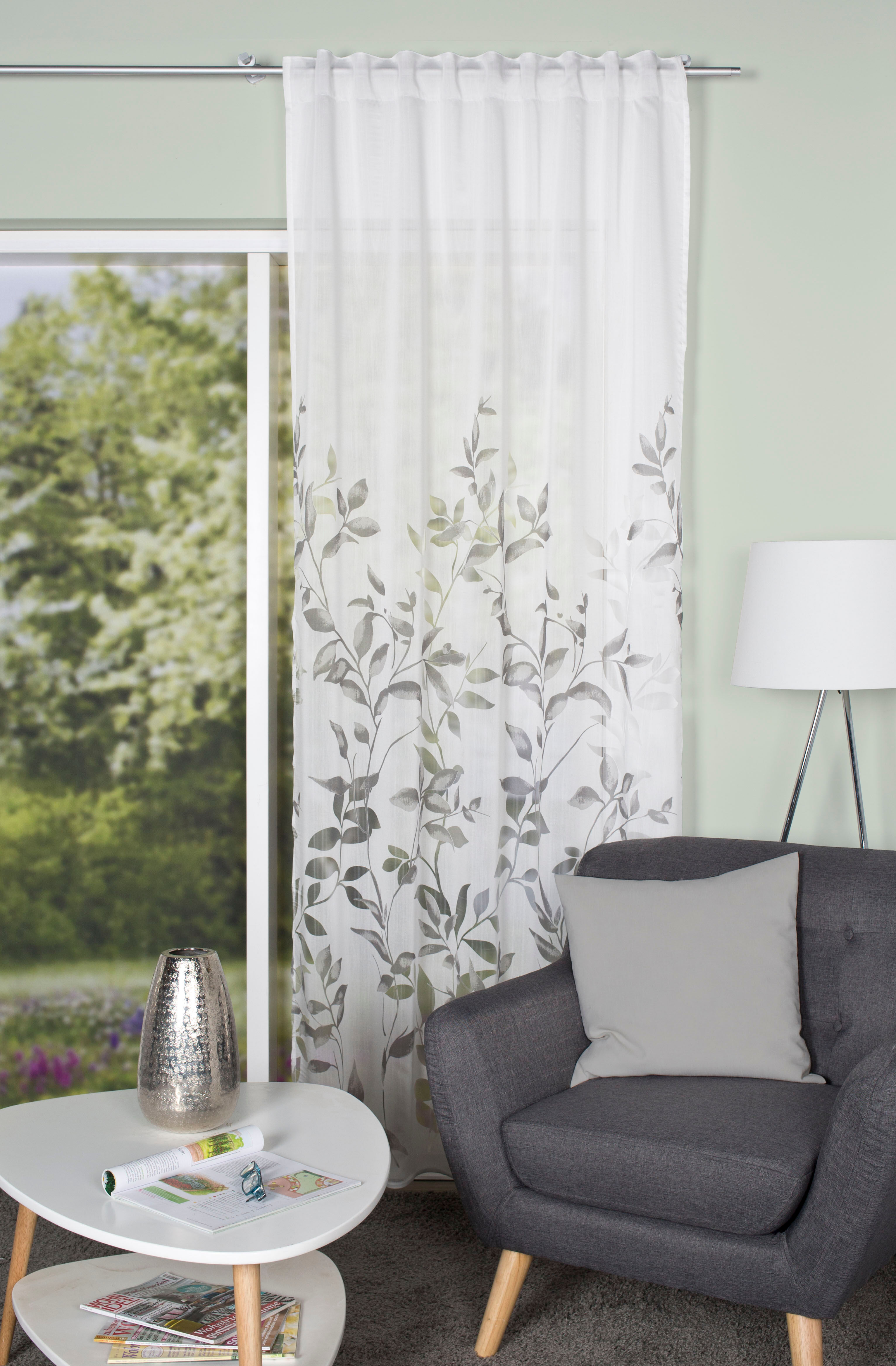 Vorhang HOME WOHNIDEEN "PAULAS, 1 Stück, Multifunktionsband, blickdicht, Blätterdesign" Gr. 1, grau, B:140cm H:245cm, Ausbrenner, Polyester, Viskose, Gardinen, Kombibandschal PAULAS bedruckt