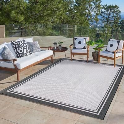 Gertmenian Paseo Soroa White/Black Classic Border Flatweave Indoor/ Outdoor Area Rug