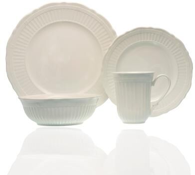 Red Vanilla Tuscan Villa 16-pc. Dinner Set
