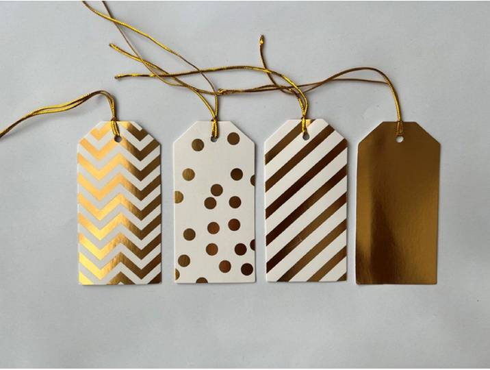 12 cadeaulabels TA-09054 - 4 ontwerpen - inclusief touw