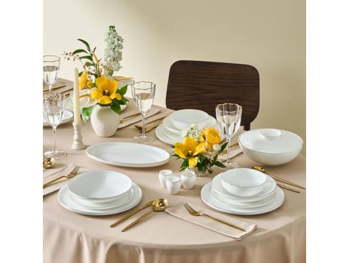 Karaca New Meridian 55-teiliges Geschirrset für 12 Personen, Elegantes Teller Set, Langlebiges Bone China Geschirr, Weiß mit Gold Tafelservice