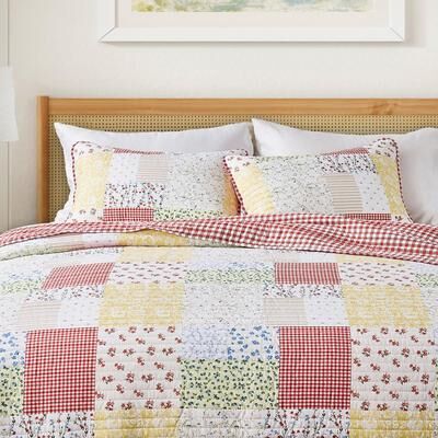 Linery & Co. Cottage Floral Patchwork Microfiber Quilt Set With Shams