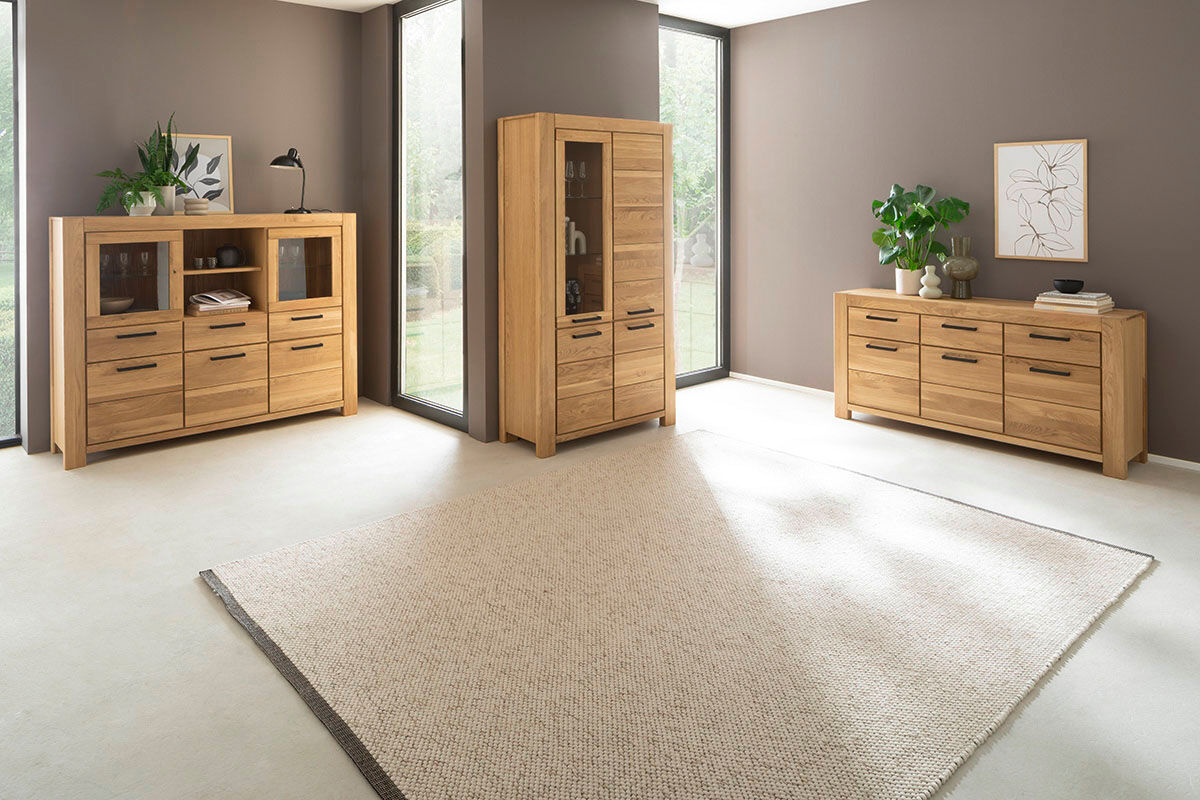 Sideboard MCA LIVING "Silias Sideboard", beige (naturfarben), B:172cm H:85cm T:45cm, Holzwerkstoff, Massivholz, Sideboards, Sideboard, Schubkastenführung gedämpft naturfarben B/H/T: 172cm x 85cm x 45cm, 3 Stk., Wildeiche, 3 Stk.