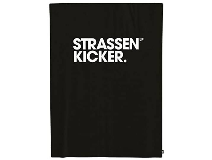 STRASSENKICKER Wellsoft- Flauschdecke, ca. 150x200 cm, 100% Polyester, Made in Green, Wellsoft, Flag Label, Schwarz