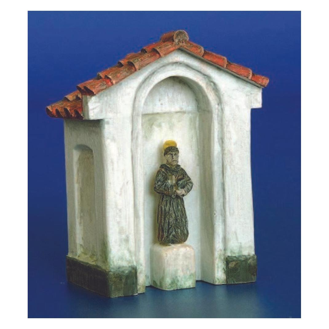 Plus Model Kapelle mit einer Statue (4024)