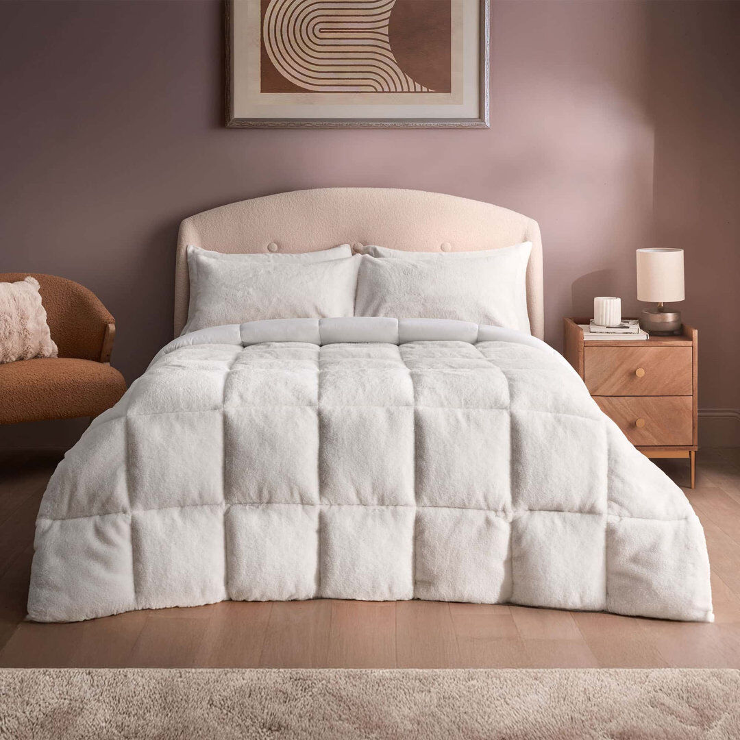 Silentnight Coverless 10.5 Tog Duvet and Pillowcase Set Faux Fur, White White King