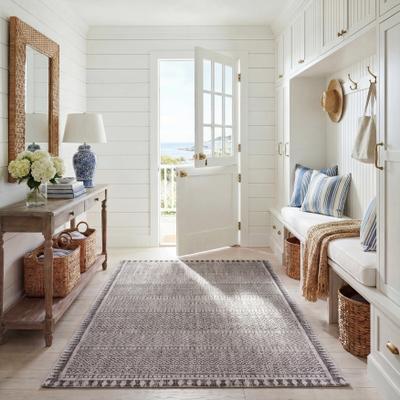 SAFAVIEH Courtyard Zikrija Transitional Rug