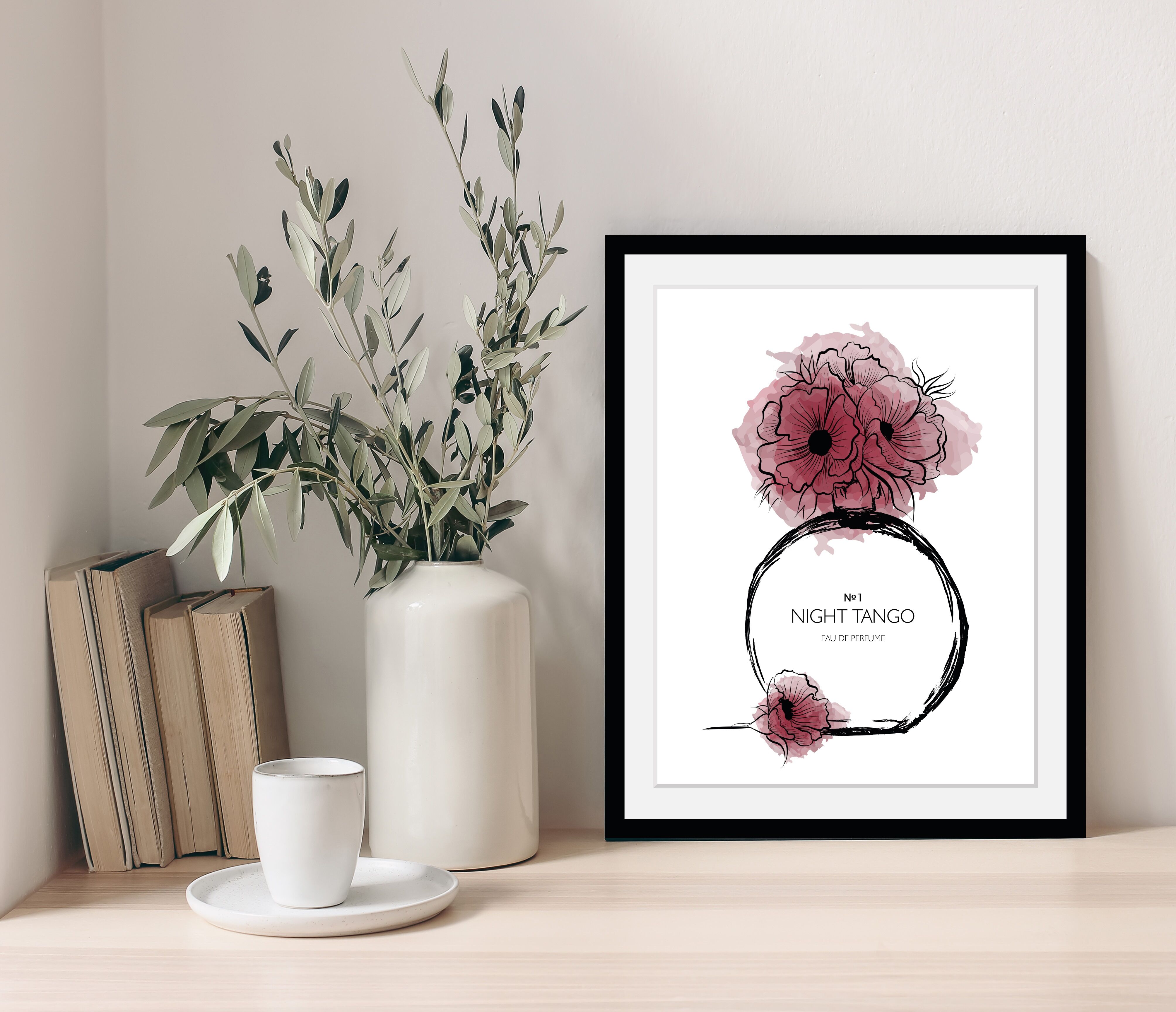 Bild mit Rahmen GOODPRODUCT "Blumen Parfüm - Gerahmter Digitaldruck - Wandbild", rot (farbe rahmen: schwarz, farbe bild(er): rot), B:40cm H:50cm, Acrylglas, Holz, Bilder, Bild mit Rahmen, Holzrahmen - Dekoration farbe rahmen: schwarz, farbe bild(er): rot 