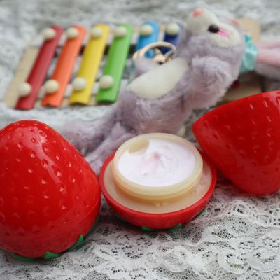 Top Demand Picks Strawberry Hand Wax Repairing Moisturizing Cream, Exfoliating Hand Mask Scrub, Callus Remover Anti Aging Foot Care Strawberry Hand Wax Repairing Moisturizing Cream, Exfoliating Hand Mask Scrub, Callus Remover Anti Aging Foot Care