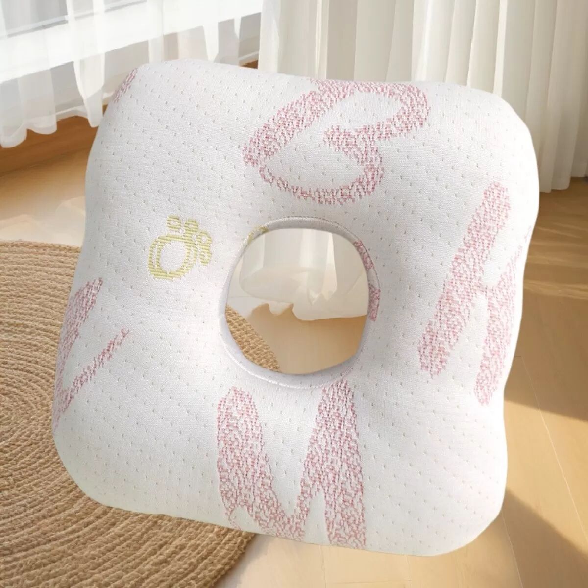 INF Einloch-Ohrkissen für Seitenschläfer - Milchseide + PP-Baumwolle, 28cm x 28cm x 7cm, Rosa, Ohrschutzkissen für