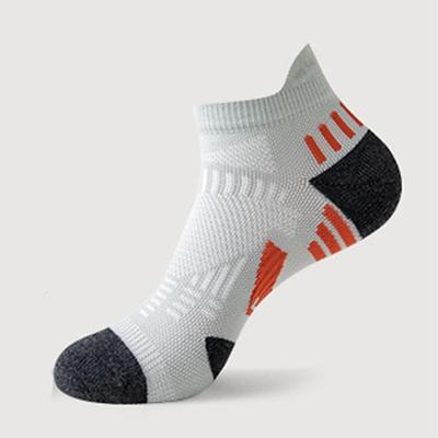2 Paar Herren-Laufsocken, niedrig geschnittene Socken, weiße Farbe, lässig, täglich, einfach, mittelgroß, vier Jahreszeiten, stilvoll, traditionell, klassisch