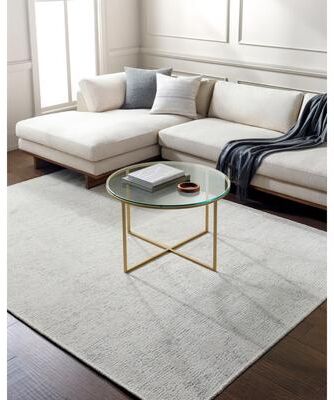 Livabliss Transitional Quebec Solid Washable Area Rug