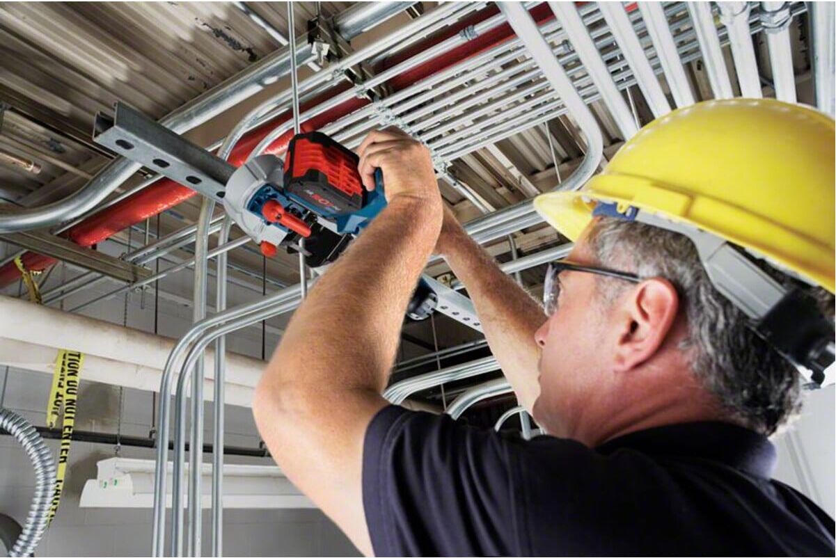Bosch Akku-Bandsäge GCB 18V-63, Solo Version (06012A0400)