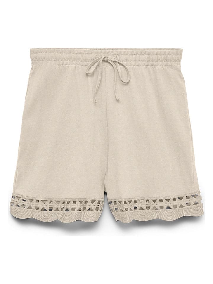 Vero Moda Shorts in Beige - M