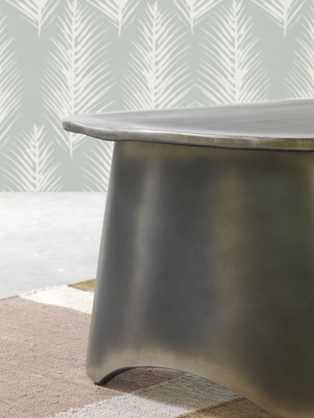 GEESE HOME Table basse laquée en couleur métallique Argenté 120x43x60cm