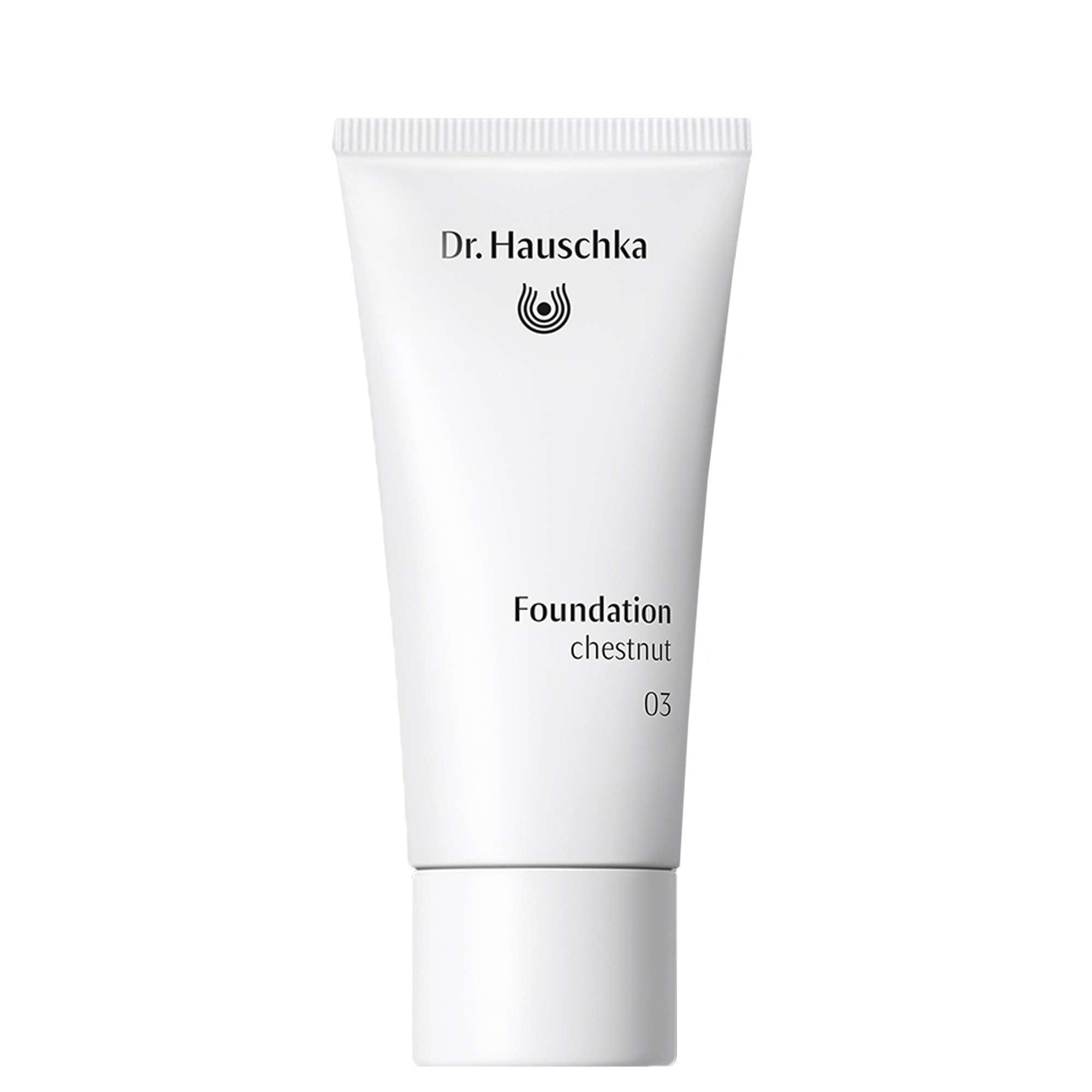 Dr. Hauschka Foundation 03 Kastanje - 30ml Biologische Makeup