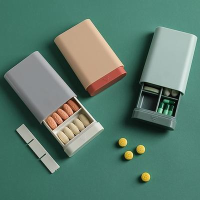 kleine Mini-Medikamentenbox tragbare und unterverpackte kleine Box für 7-tägiges Aufladen, versiegelt und mit Pillenbox aufbewahrt
