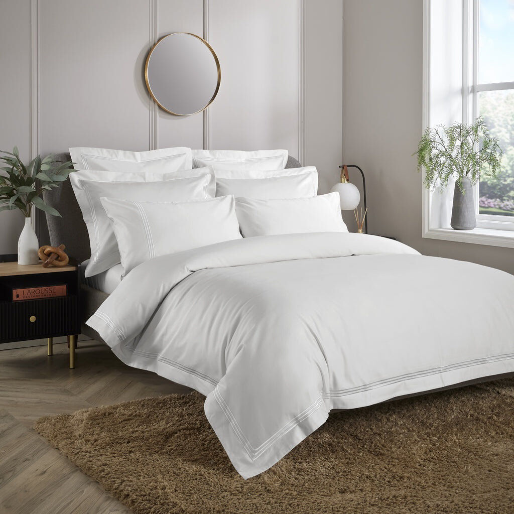 17 Stories 800 Thread Count Triple Row Embroidered Sateen Duvet Cover White Kingsize Duvet Cover