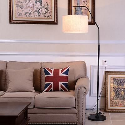 Moderne Schlichtheit Stehlampe, hohe Stangenlampe Leinen Lampenschirm Stehlampe Metallsockel Stehlampen Wohnzimmer Schlafzimmer Einrichtung künstlerisch