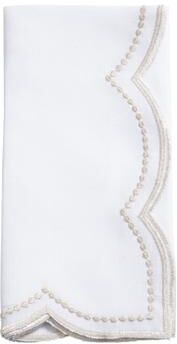 Saro Lifestyle Scalloped Embroidered Cloth Napkins (Set of 4) - Decorative Dinner Napkins for Holiday Entertaining, Elegant Table Settings