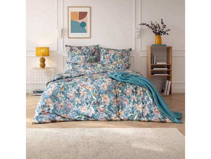 ESTELLA Mako-Satin Bettwäsche 135x200 Estera blautanne Blüten Lilien 7960-581