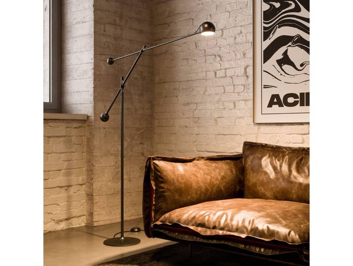 IXA Stehleuchte Anthracite - Artemide - Wohnzimmer - Design - Metall - Mit Schirm