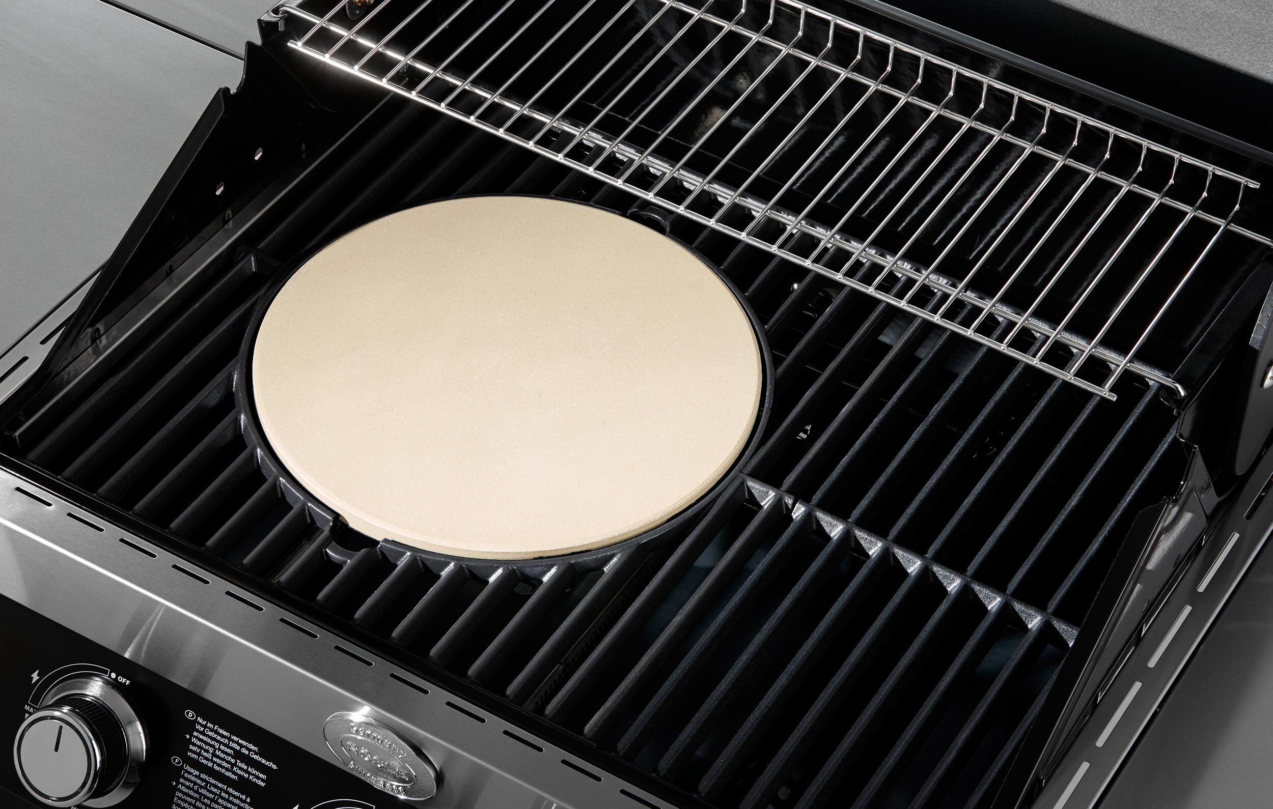 Pizzastein RÖSLE "VARIO, für Grill und Backofen", beige (natur), Ø:30cm, Cordierit, Backbleche, Pizzastein, zum Backen von Pizza, Flammkuchen oder Brot, Ø 30 cm natur B/H/T: 1,5cm bis